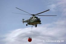 Vojensk vrtunk op zasahuje pri hasen poiaru v Liptove